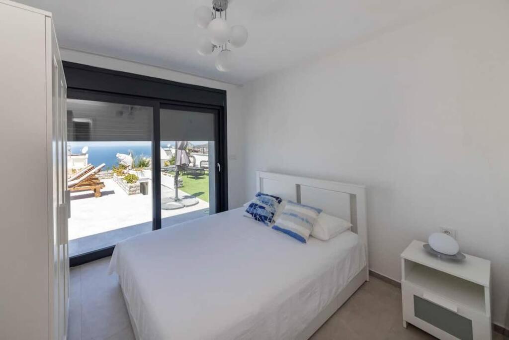 3br-villa With Private Pool, Bbq, Sea View-bodrum Yalikavak Villa Bodrum
