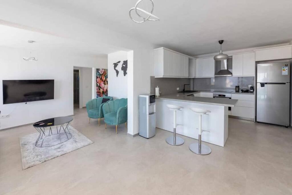 3br-villa With Private Pool, Bbq, Sea View-bodrum Yalikavak *