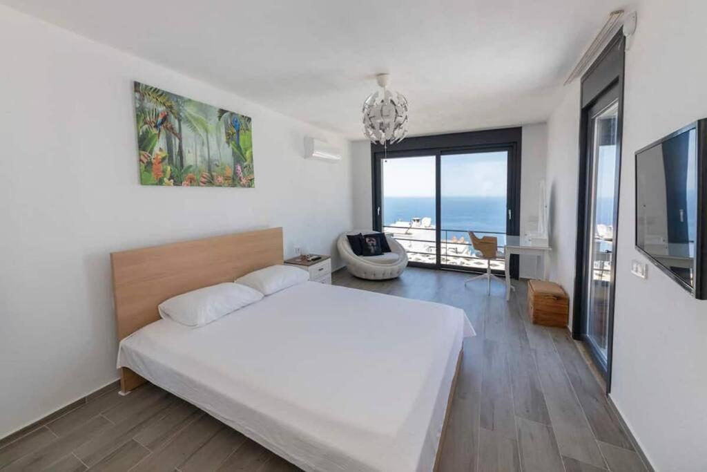 Villa 3br-villa With Private Pool, Bbq, Sea View-bodrum Yalikavak Bodrum