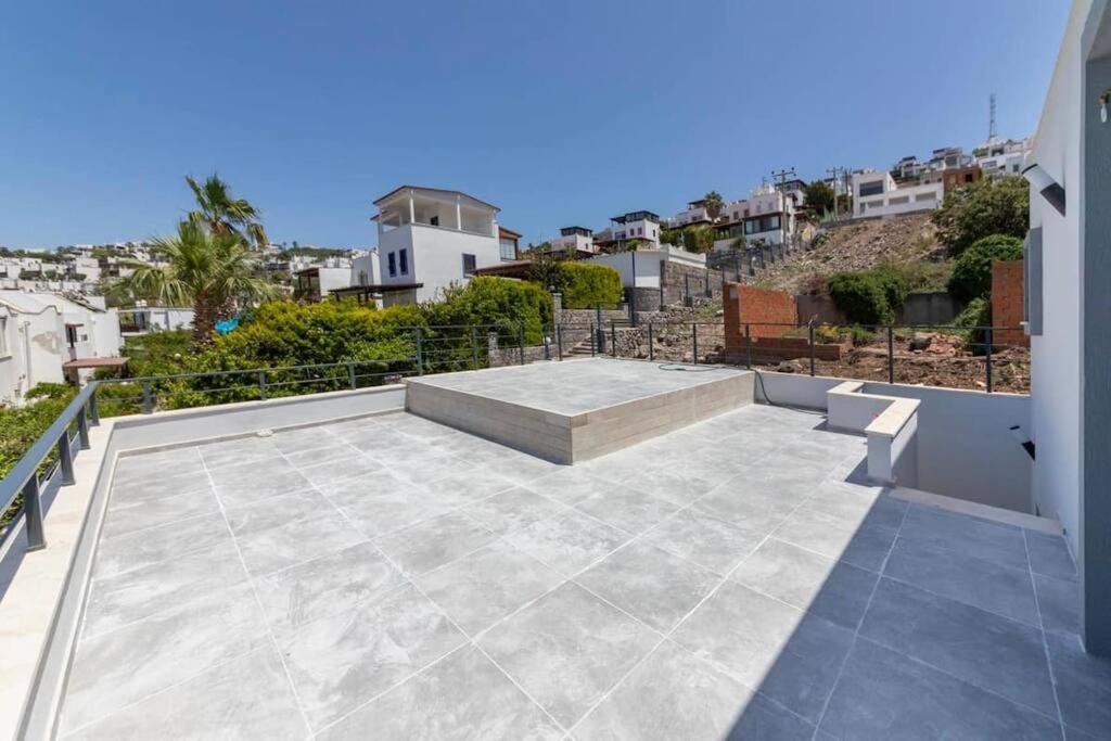 3br-villa With Private Pool, Bbq, Sea View-bodrum Yalikavak *